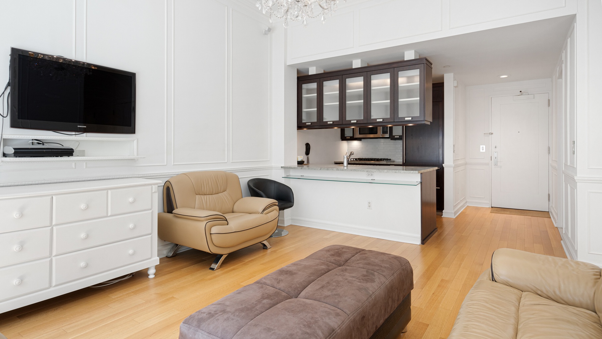 80 Riverside Boulevard 7-A