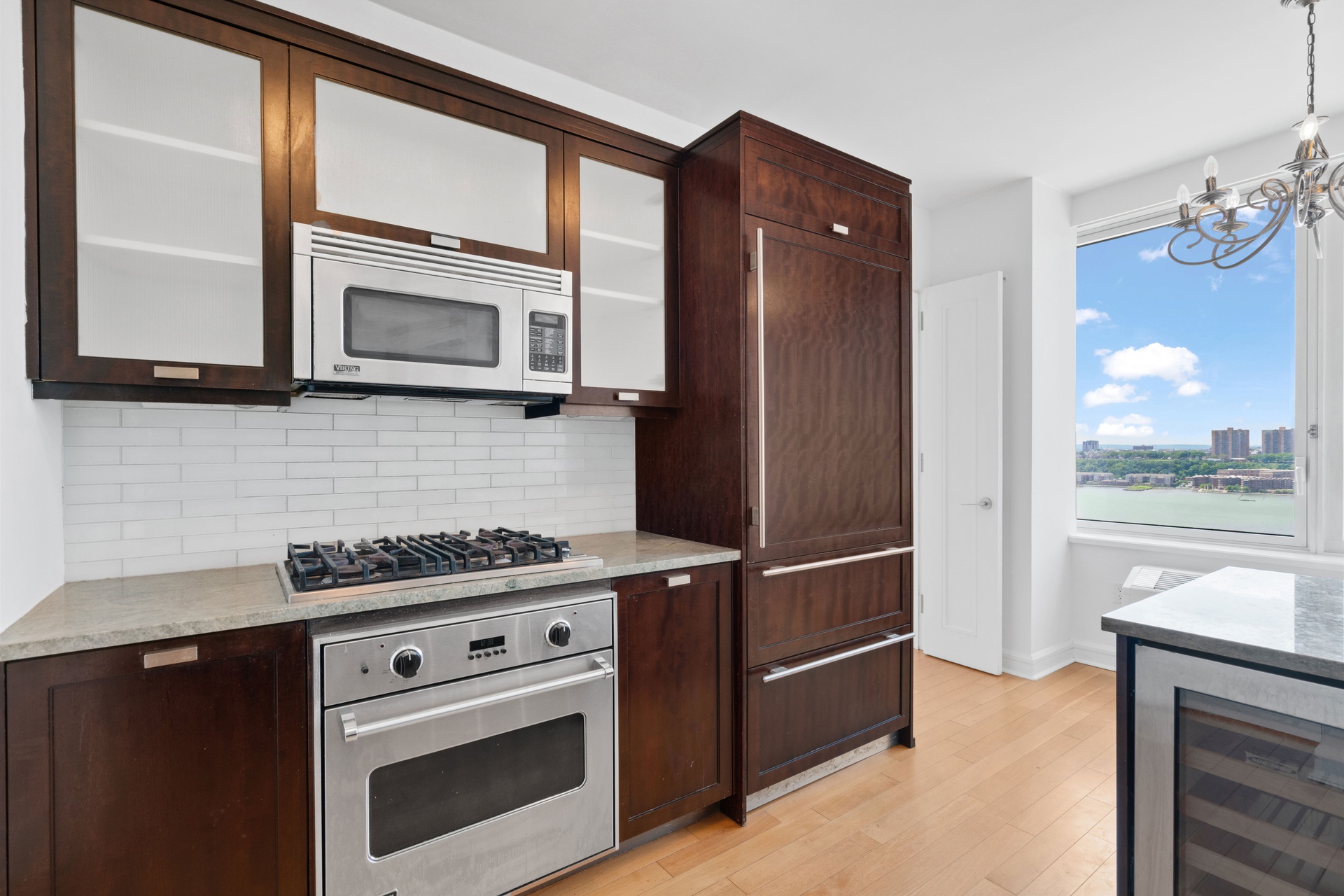 80 Riverside Boulevard 23-D