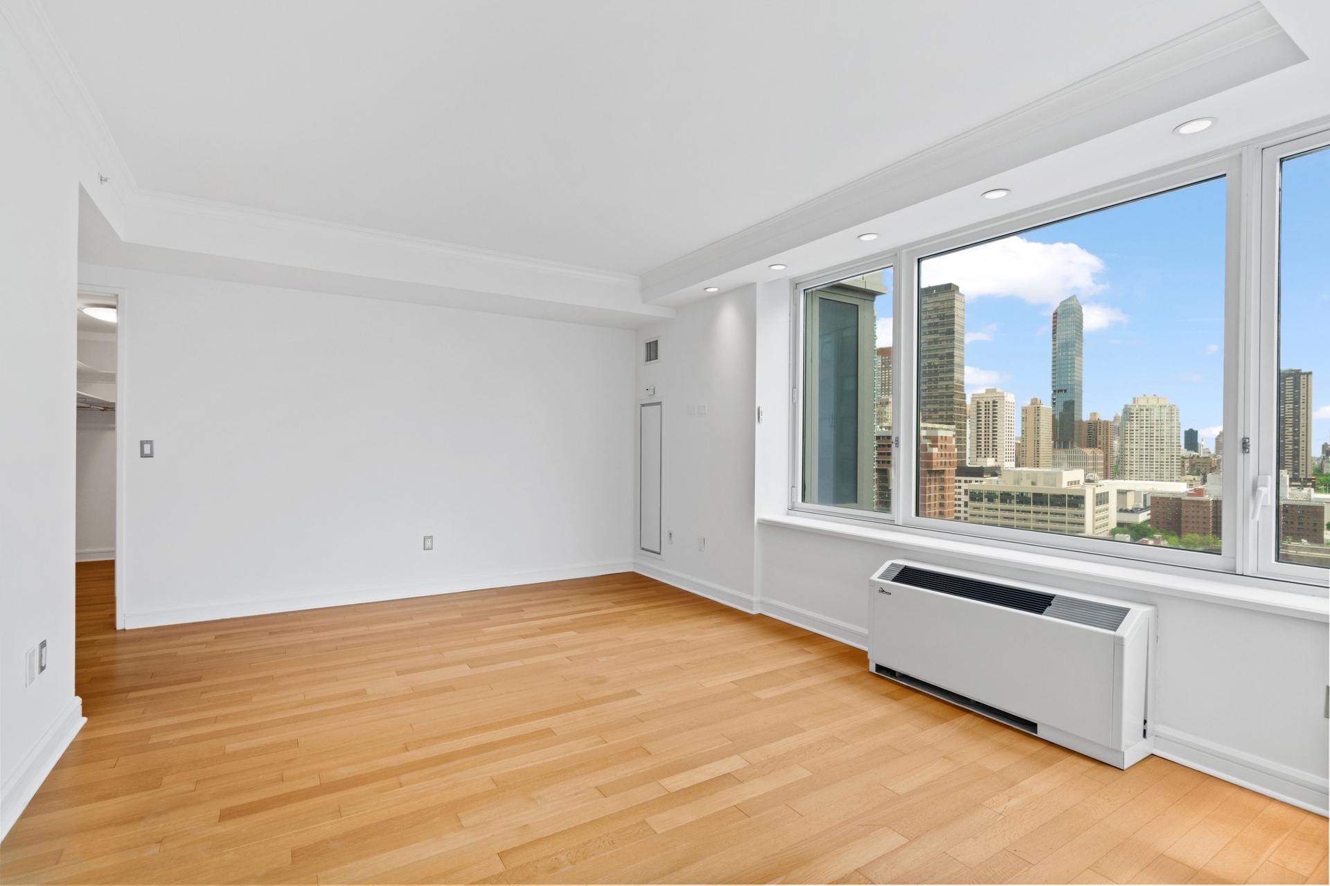 80 Riverside Boulevard 23-D