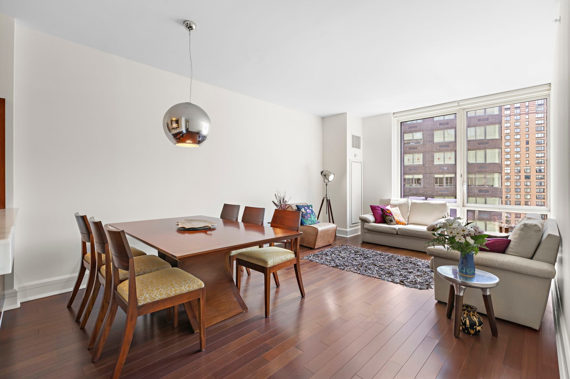 60 Riverside Boulevard 1106