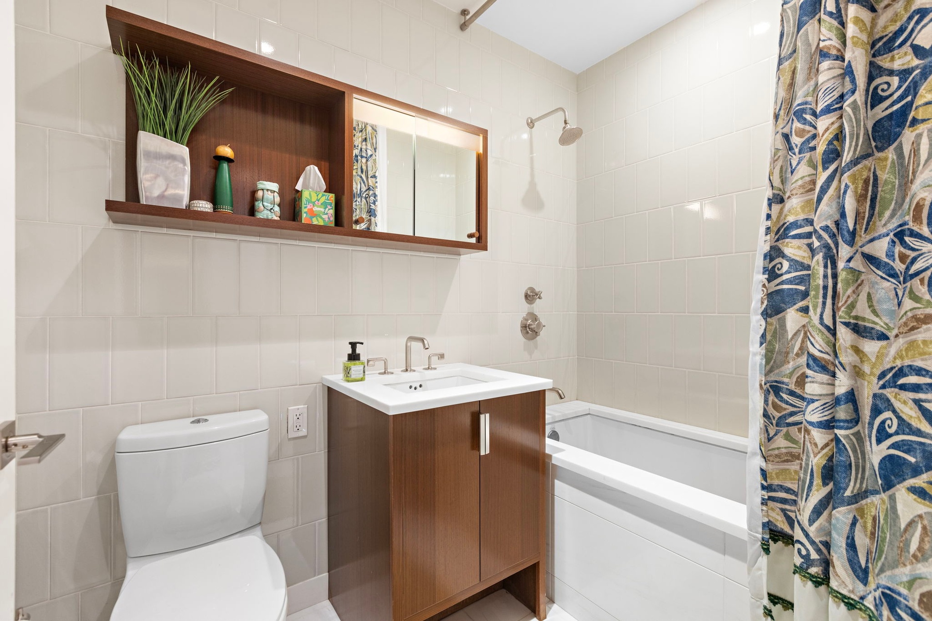 60 Riverside Boulevard 1106