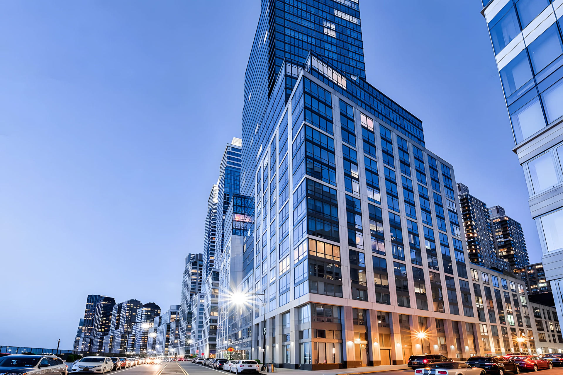 60 Riverside Boulevard 1106