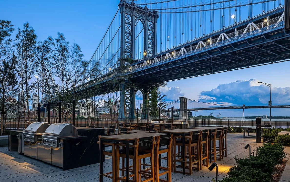 252 South Street 39-N