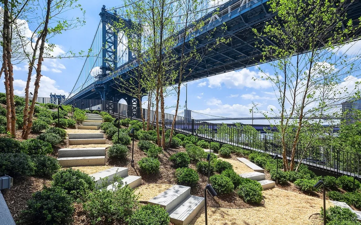 252 South Street 39-N