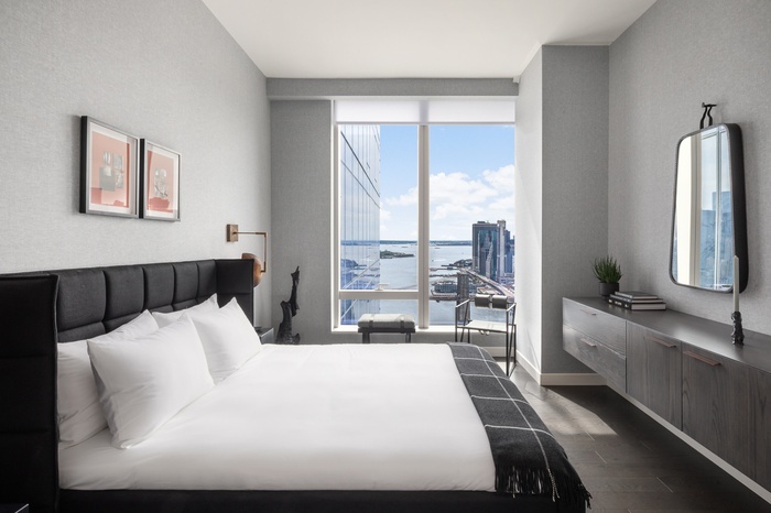 252 South Street 39-N