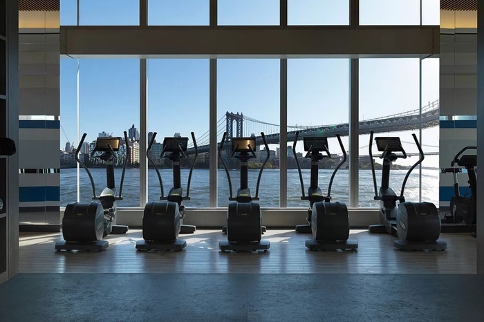 252 South Street 39-N