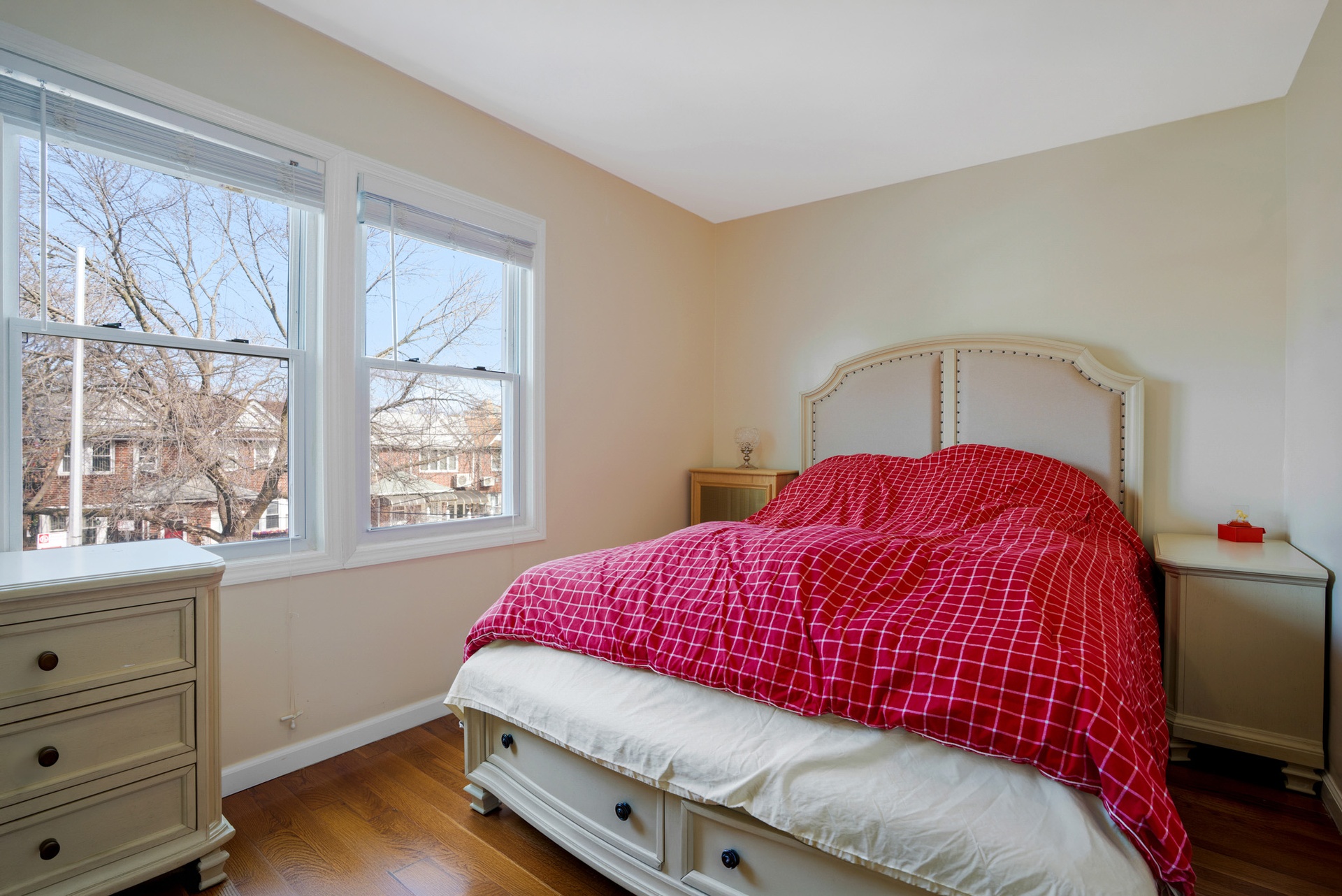 147-42 Hoover Avenue