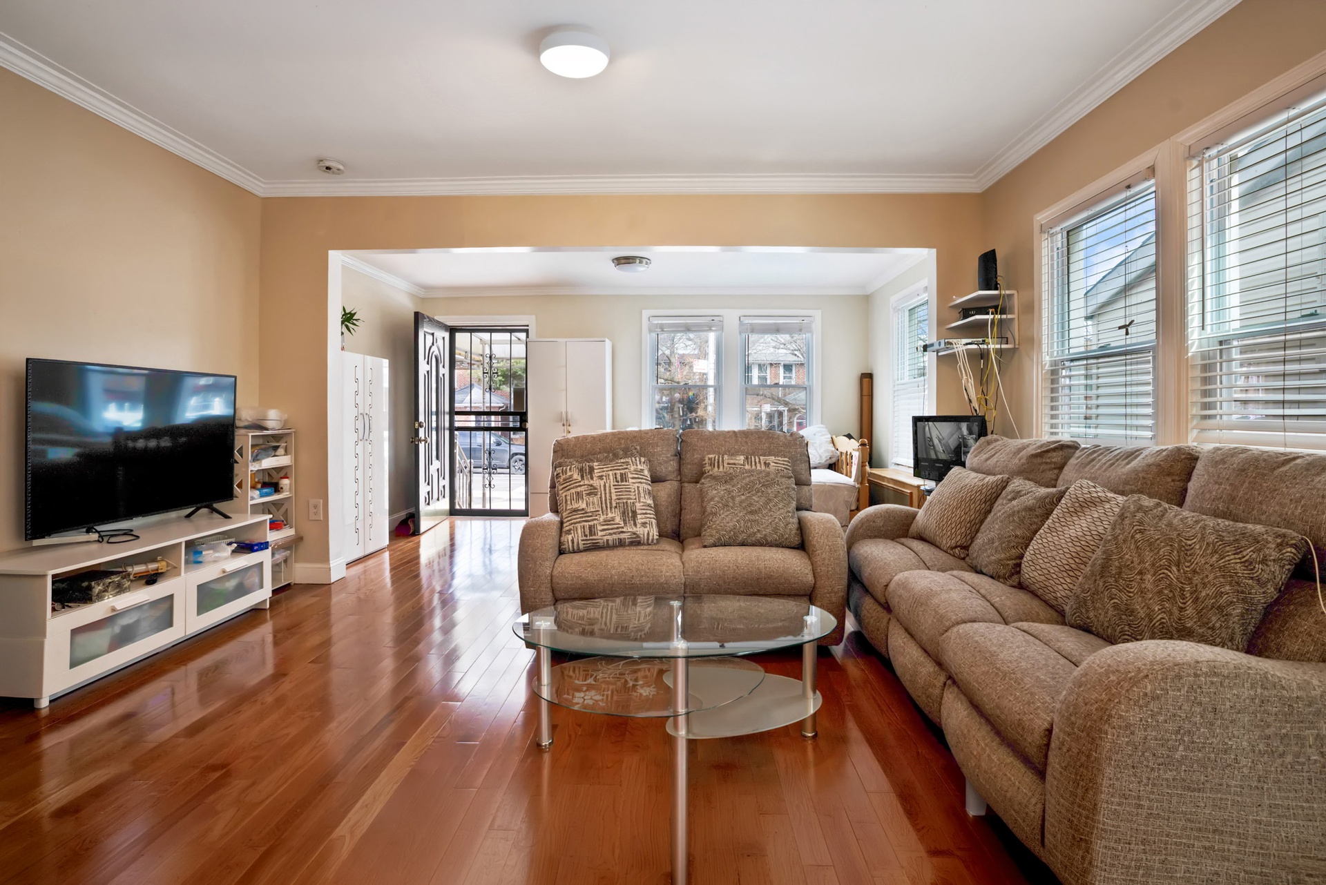 147-42 Hoover Avenue