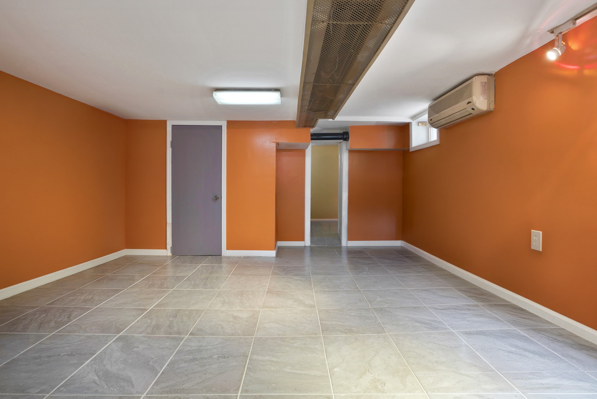 147-42 Hoover Avenue