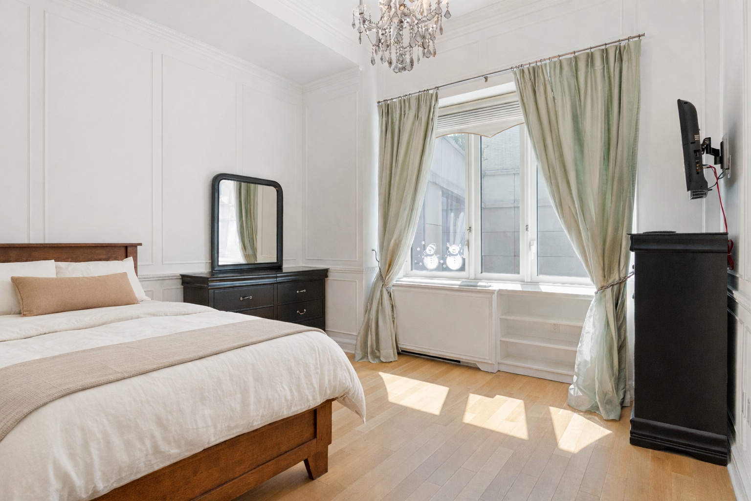 80 Riverside Boulevard 7-A