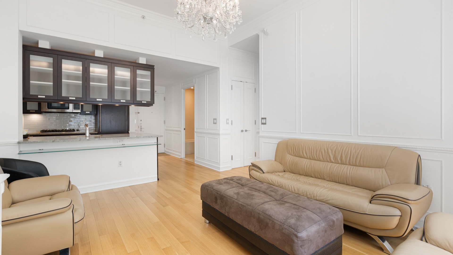 80 Riverside Boulevard 7-A