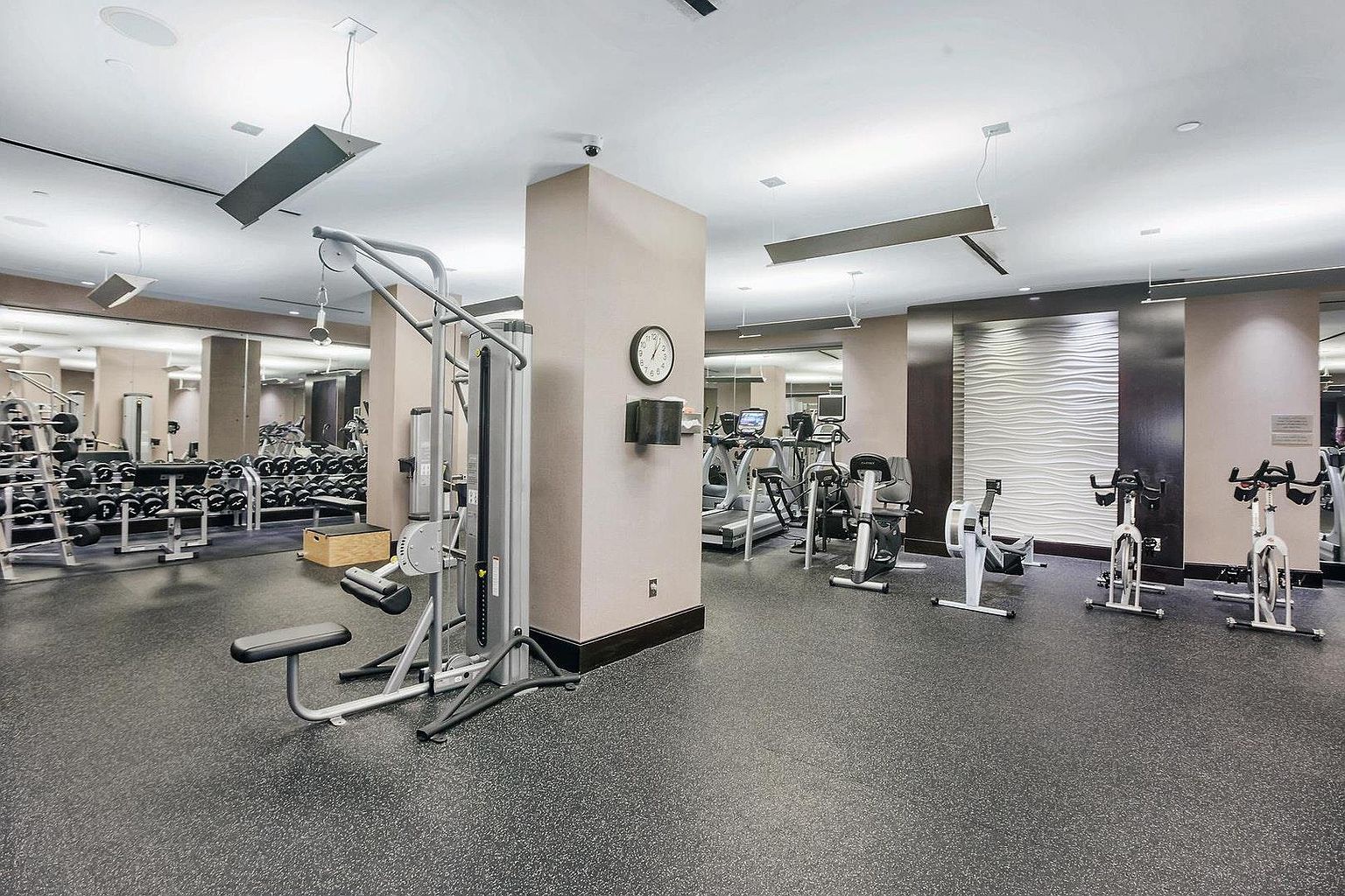 100 Riverside Boulevard 7-T