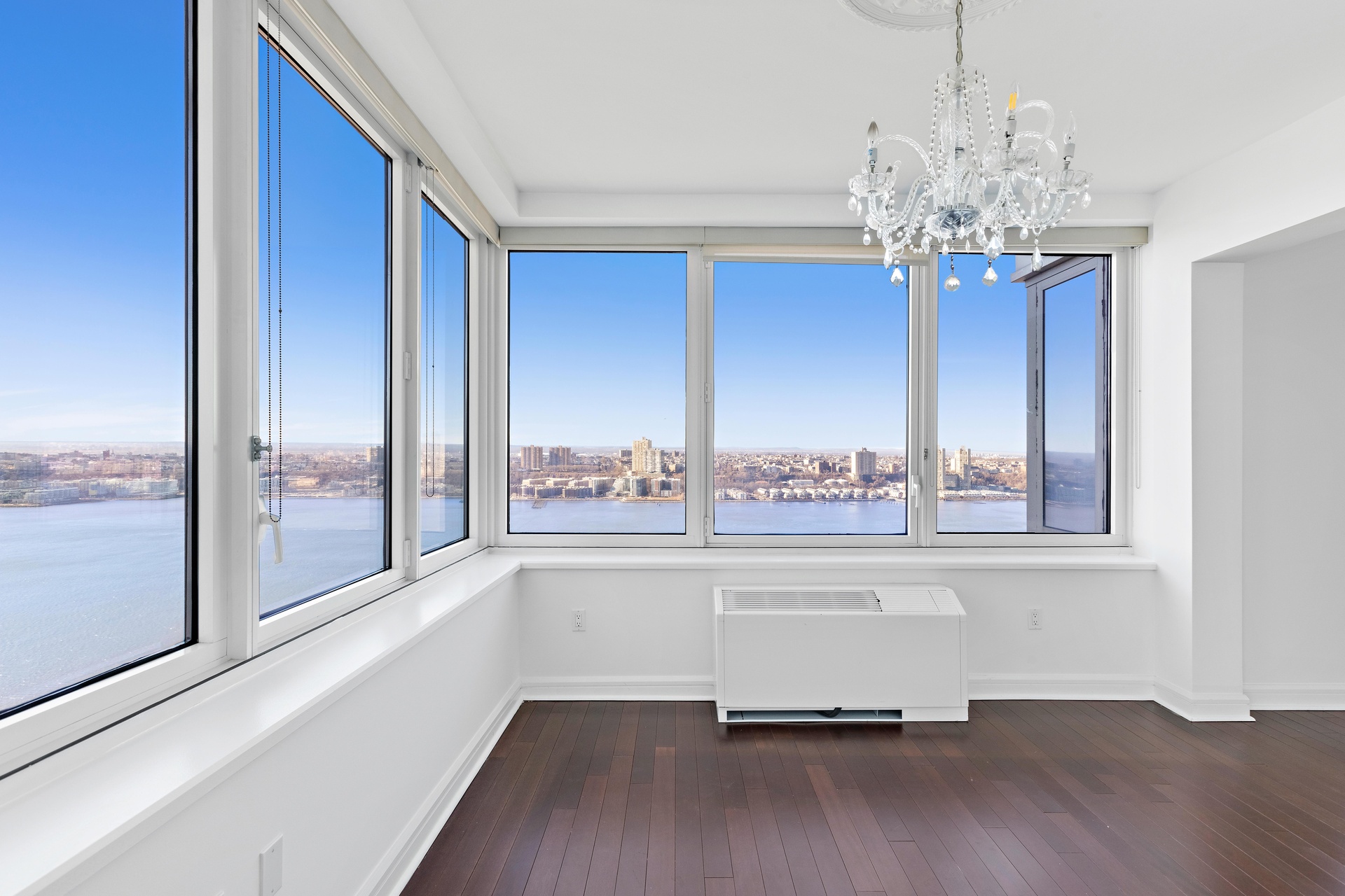 80 Riverside Boulevard 37-B