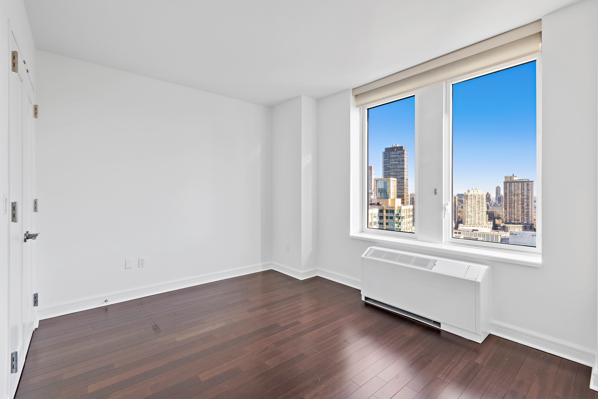 80 Riverside Boulevard 37-B