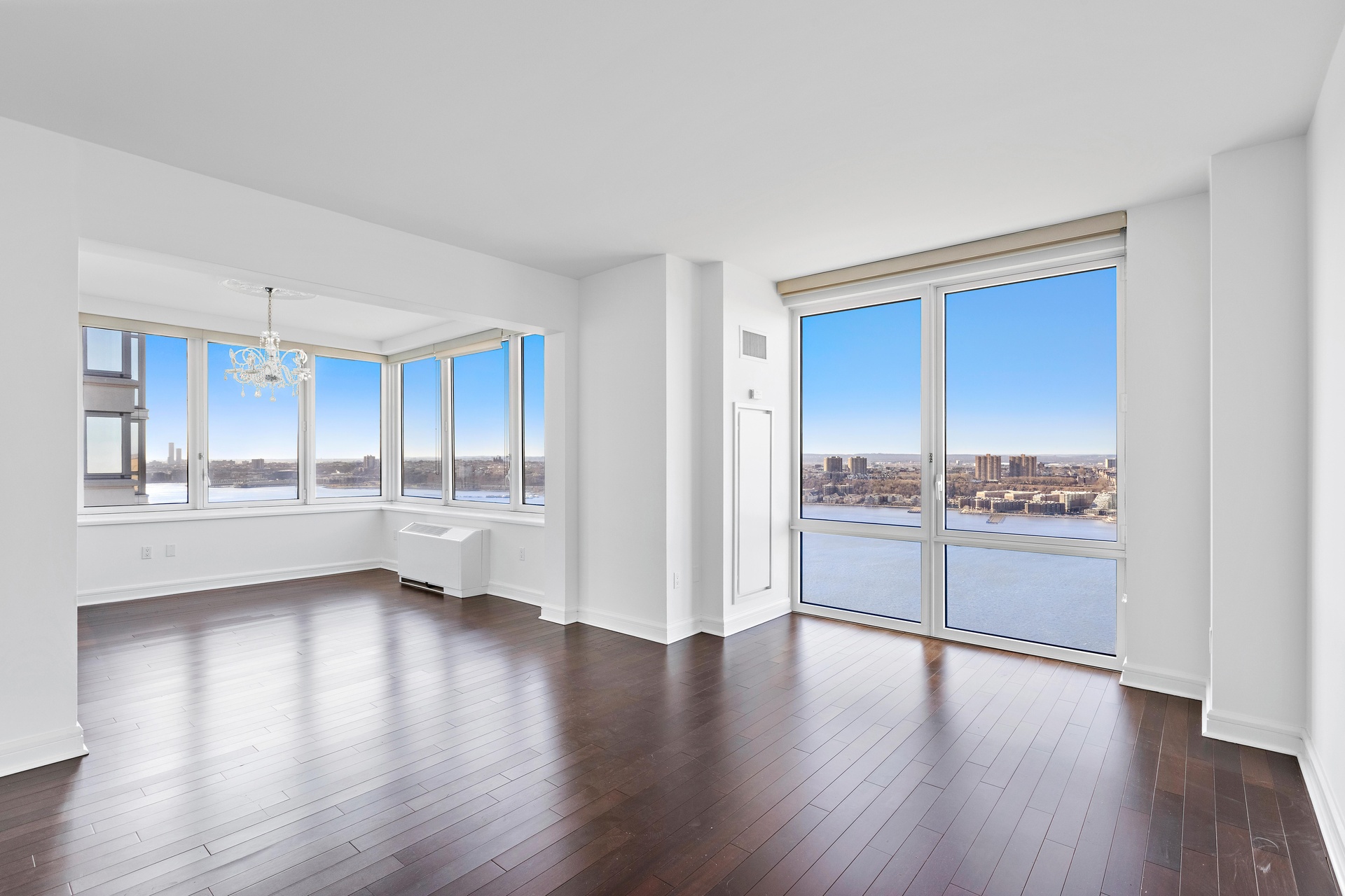 80 Riverside Boulevard 37-B
