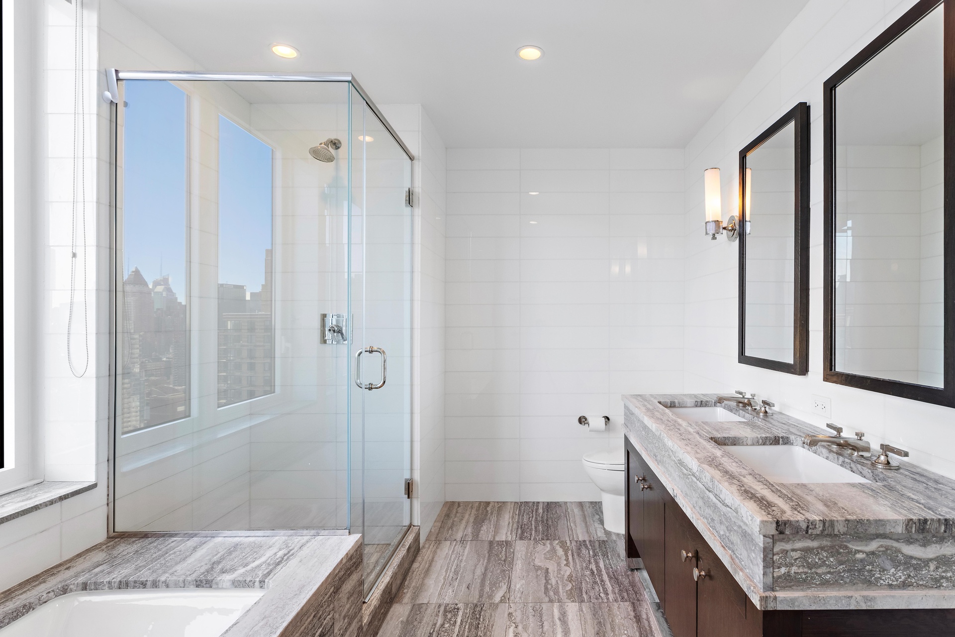 80 Riverside Boulevard 37-B