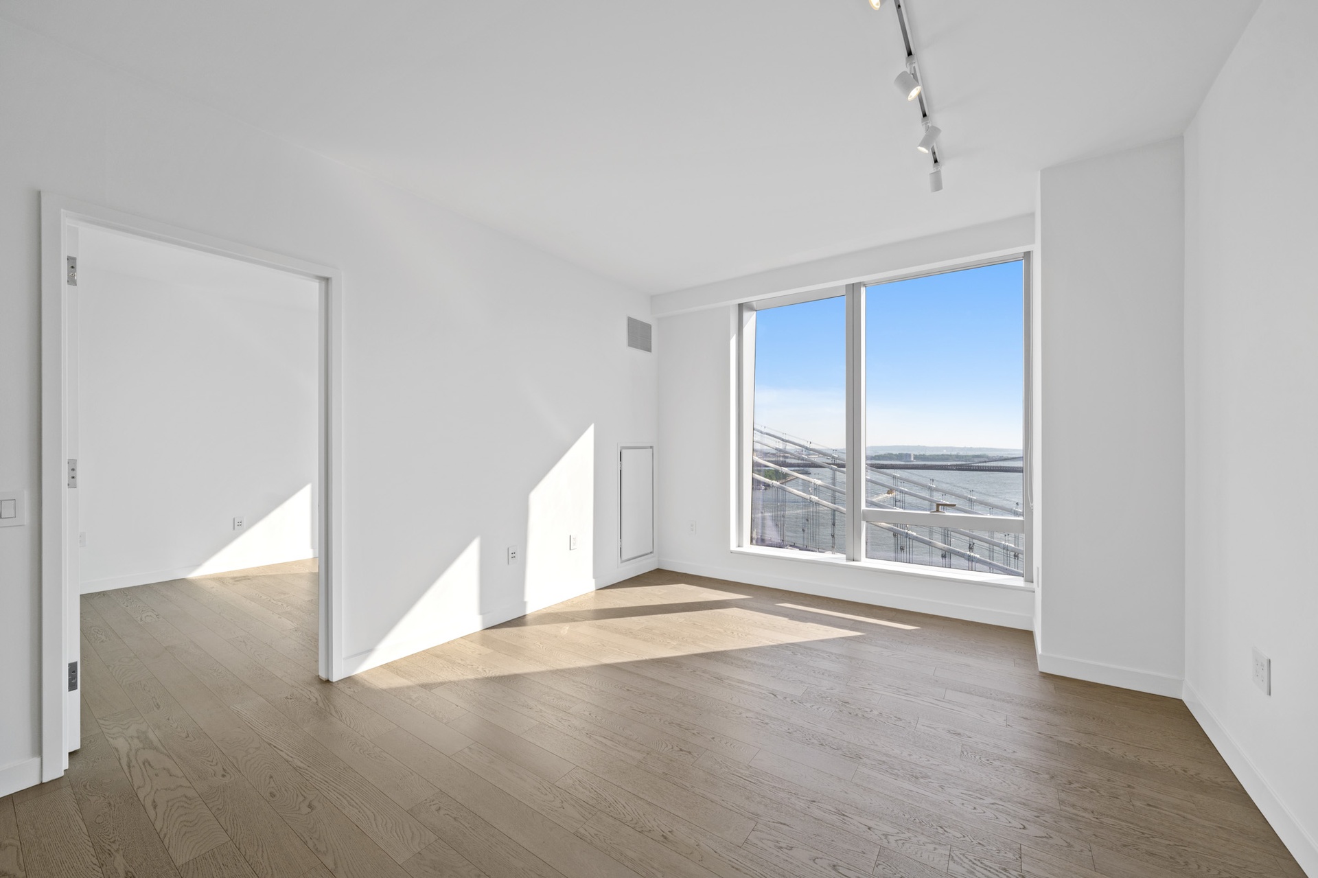 252 South Street 22-C