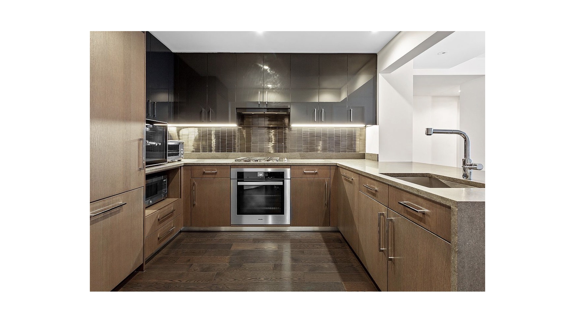 50 RIVERSIDE Boulevard 10J