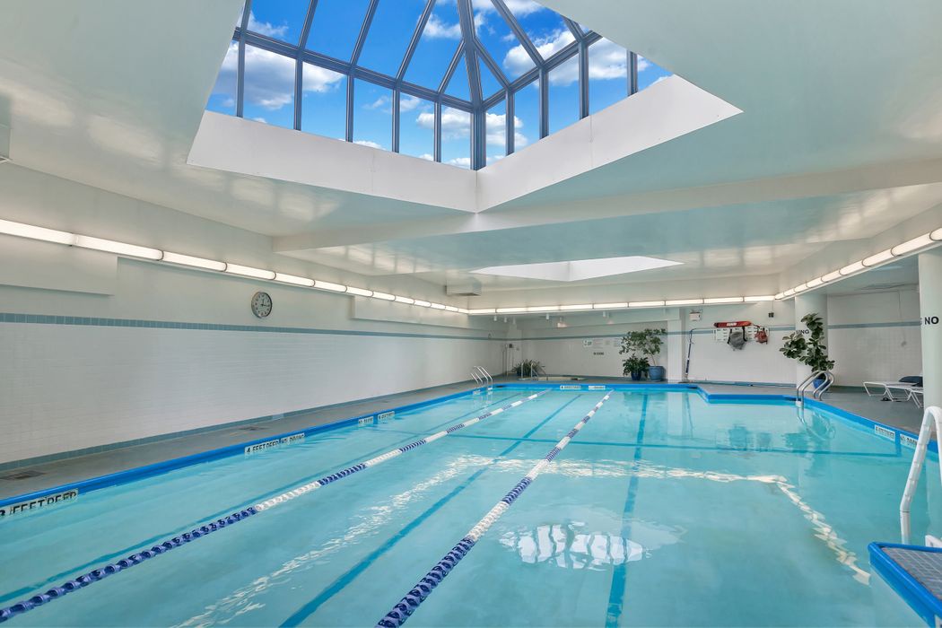 1 Irving Place V-7C