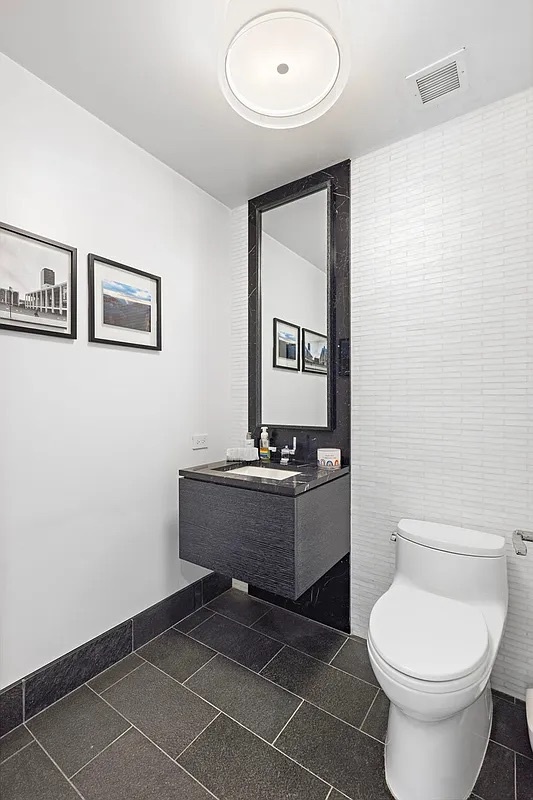 50 Riverside Boulevard 6-DE