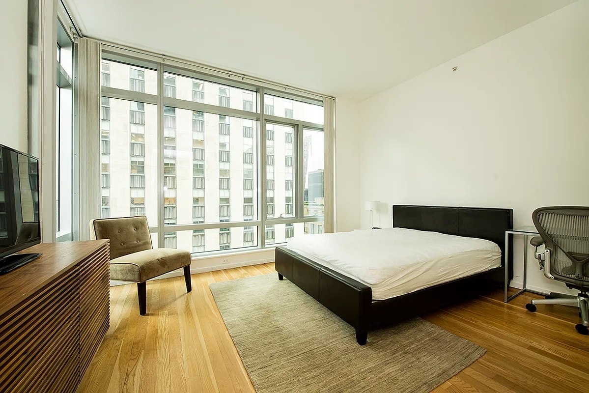 18 W 48th Street 14-A