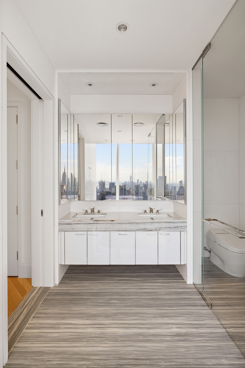 217 W 57th Street 77-W
