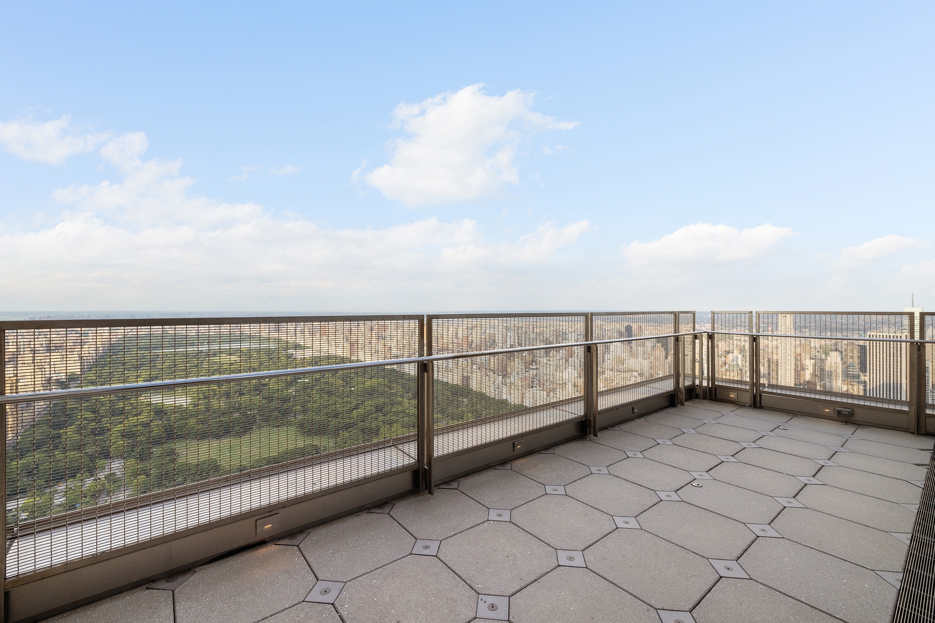 217 W 57th Street 77-E