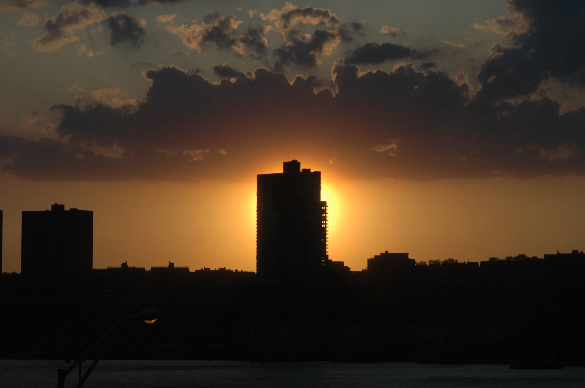 220 Riverside Boulevard 5-K