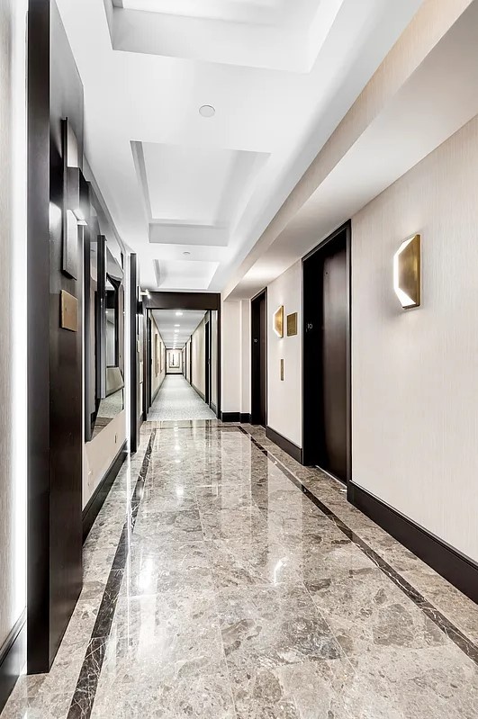 220 Riverside Boulevard 5-K