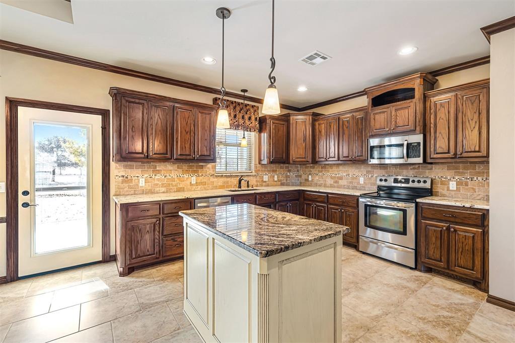 2485 County Road 1218