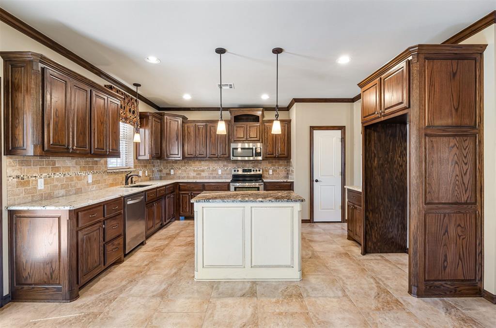 2485 County Road 1218