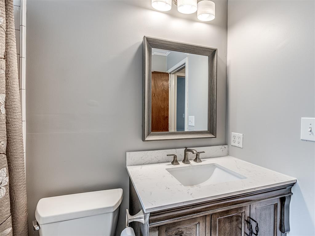 1223 E Brooks Street