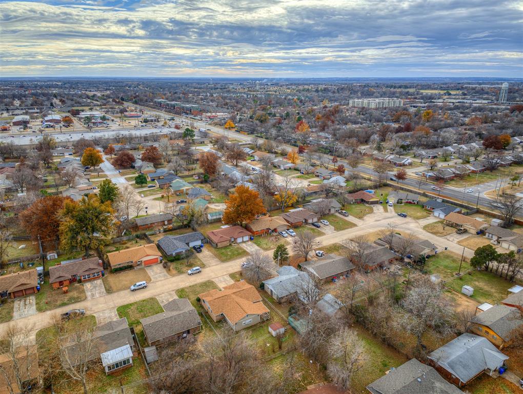 1223 E Brooks Street