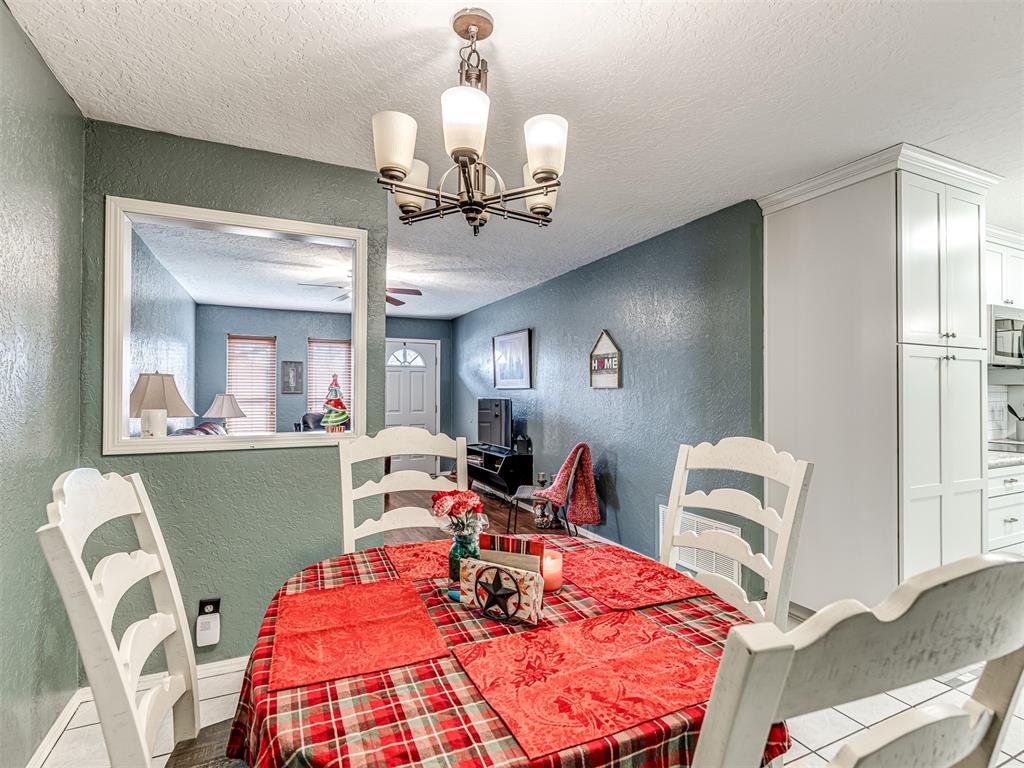 1223 E Brooks Street