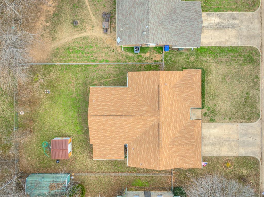 1223 E Brooks Street