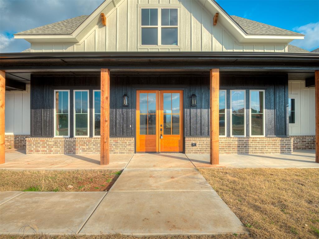 23158 Oak Lawn Drive