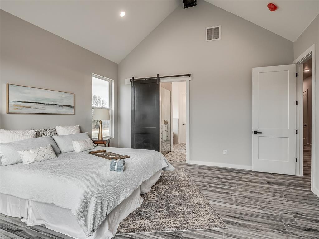 23158 Oak Lawn Drive