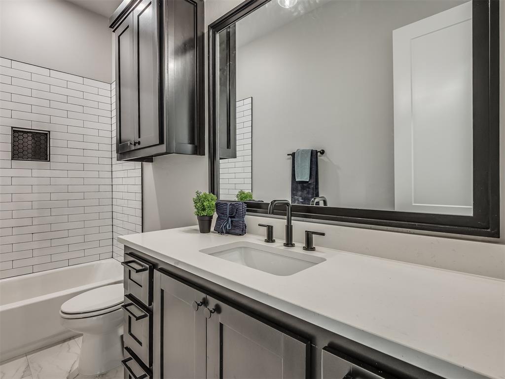 23158 Oak Lawn Drive