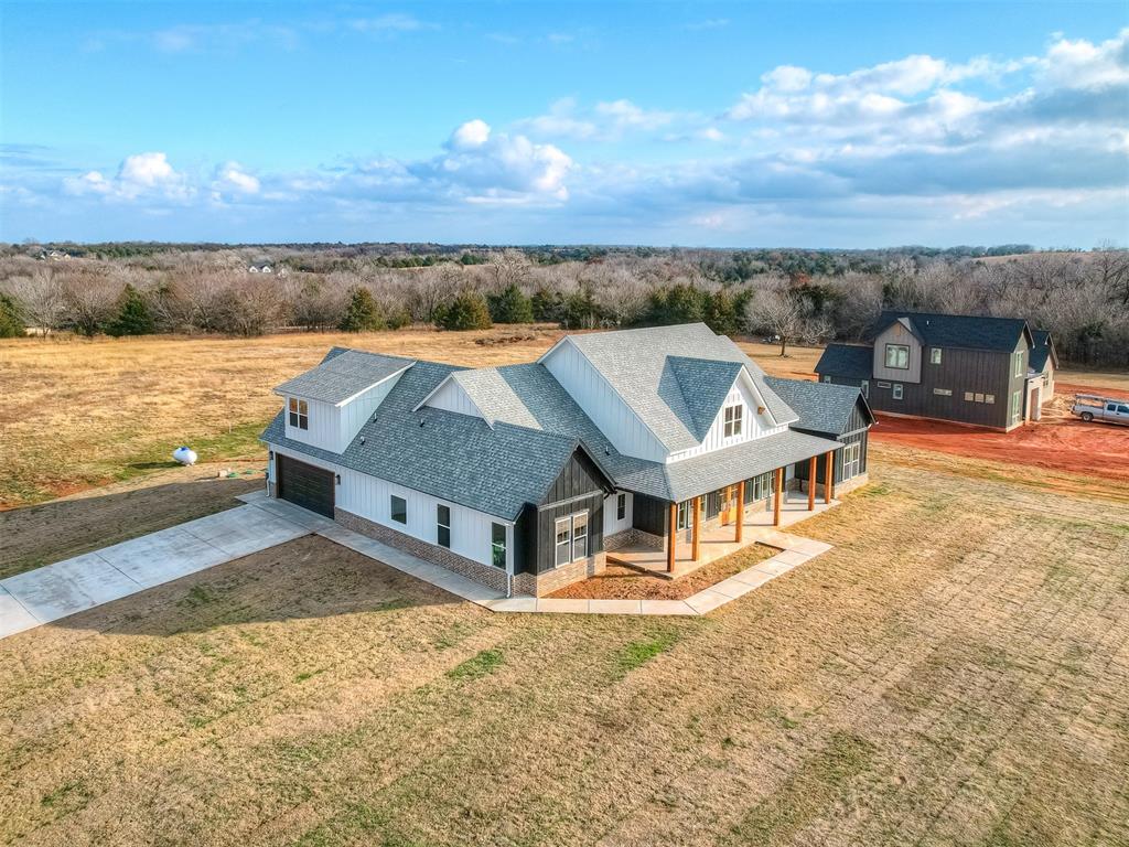 23158 Oak Lawn Drive