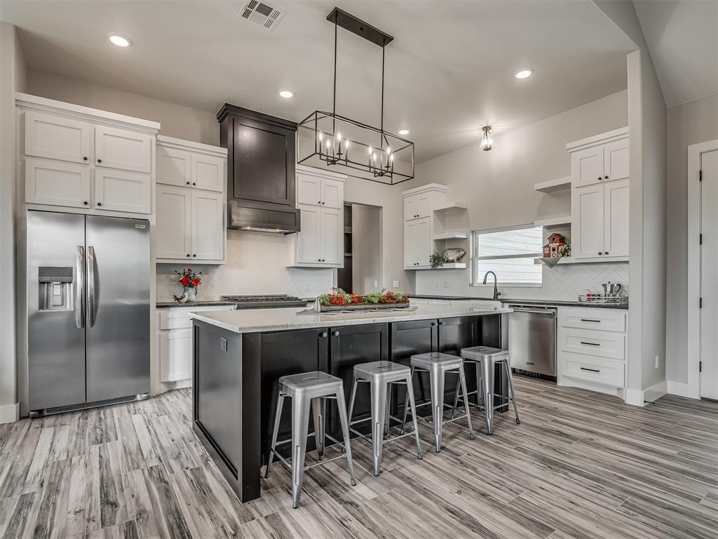 23158 Oak Lawn Drive