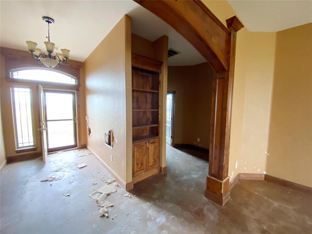 1251 County Road 1390