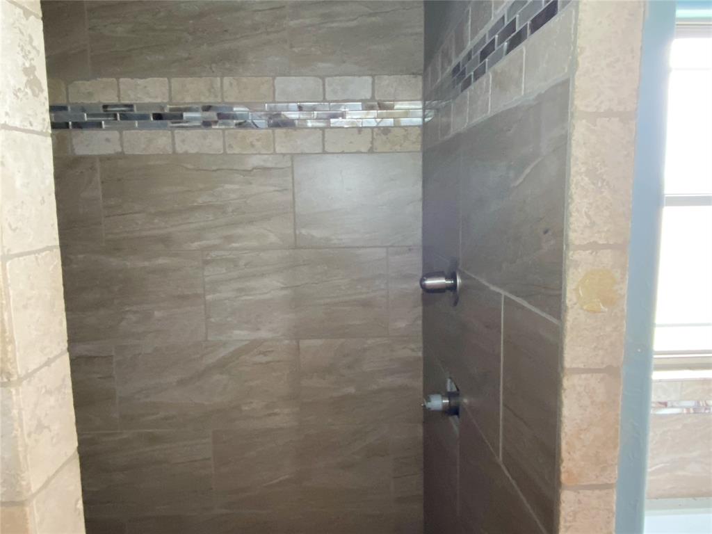 1251 County Road 1390