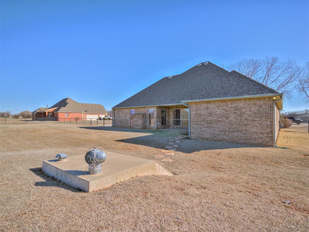 15215 Coral Creek Lane