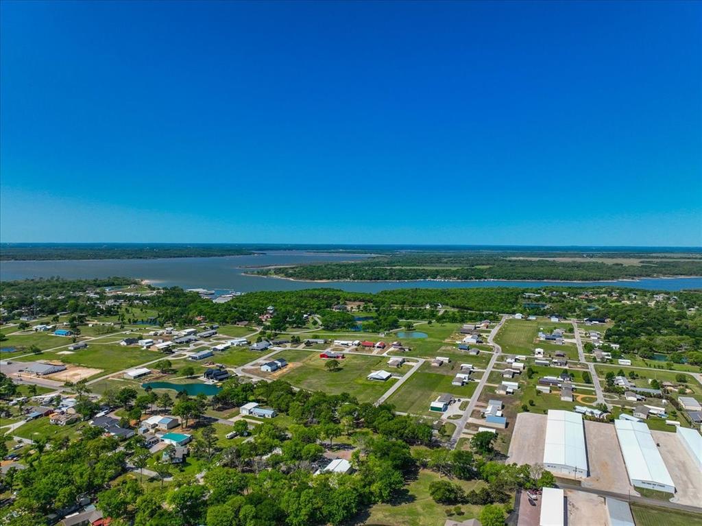 4805 Grasshopper Lane