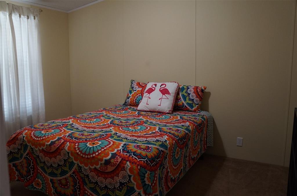 4805 Grasshopper Lane