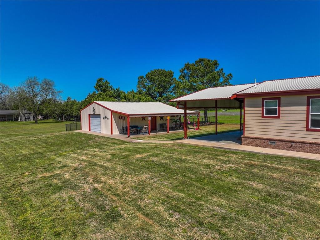 4805 Grasshopper Lane