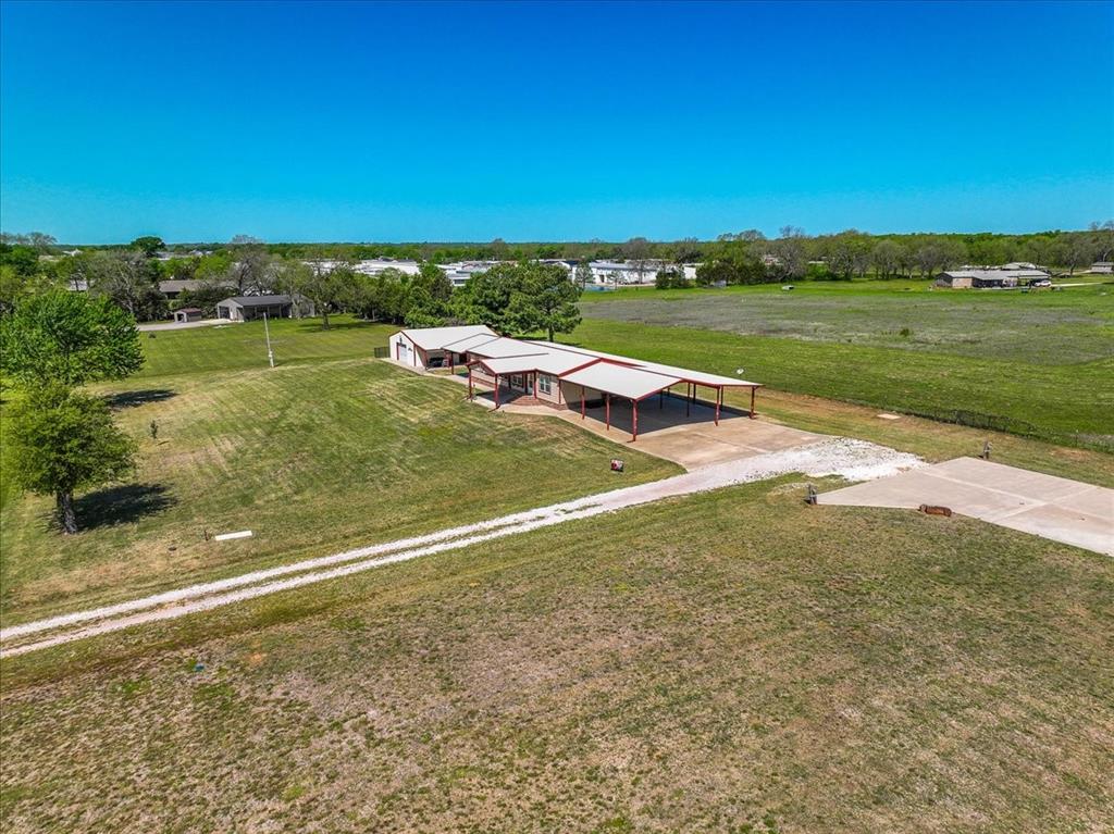 4805 Grasshopper Lane