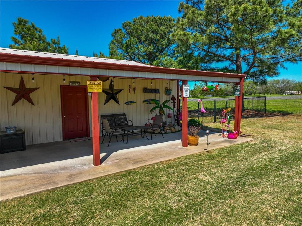 4805 Grasshopper Lane