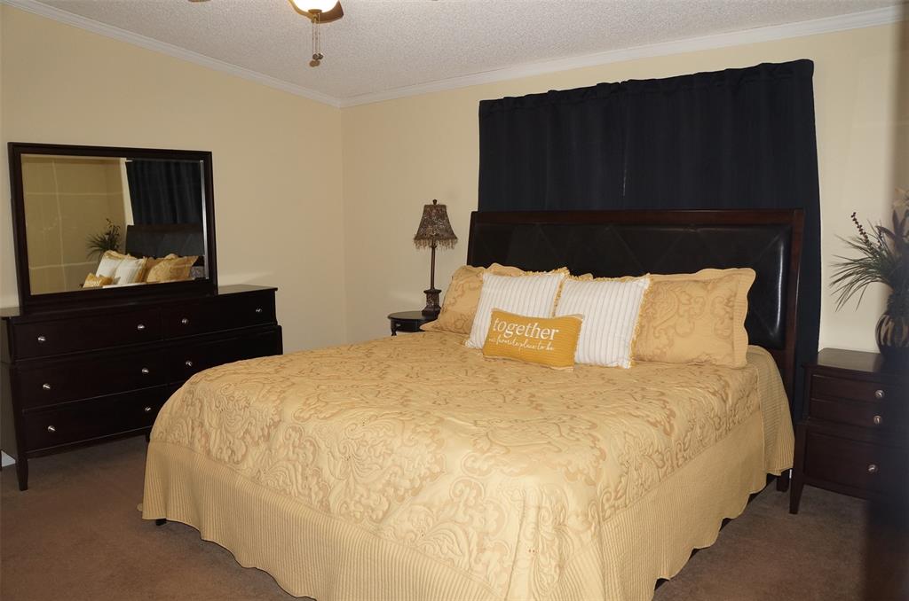 4805 Grasshopper Lane