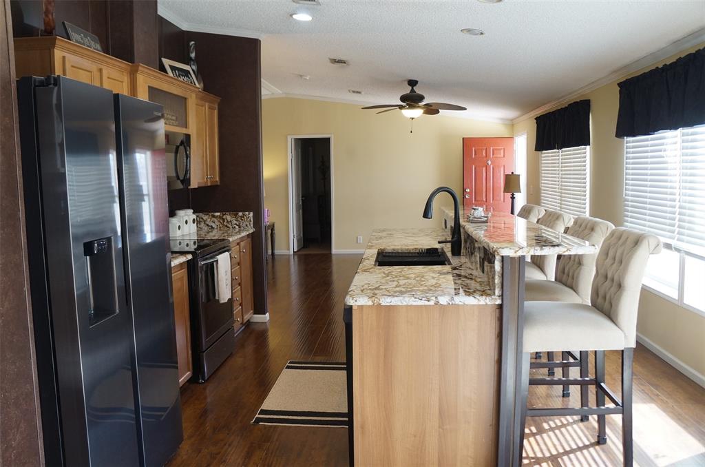 4805 Grasshopper Lane